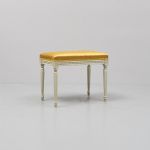 1133 4487 PIANO STOOL